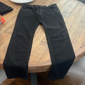 Ezekiel Men's Slim Fit Jeans in Black